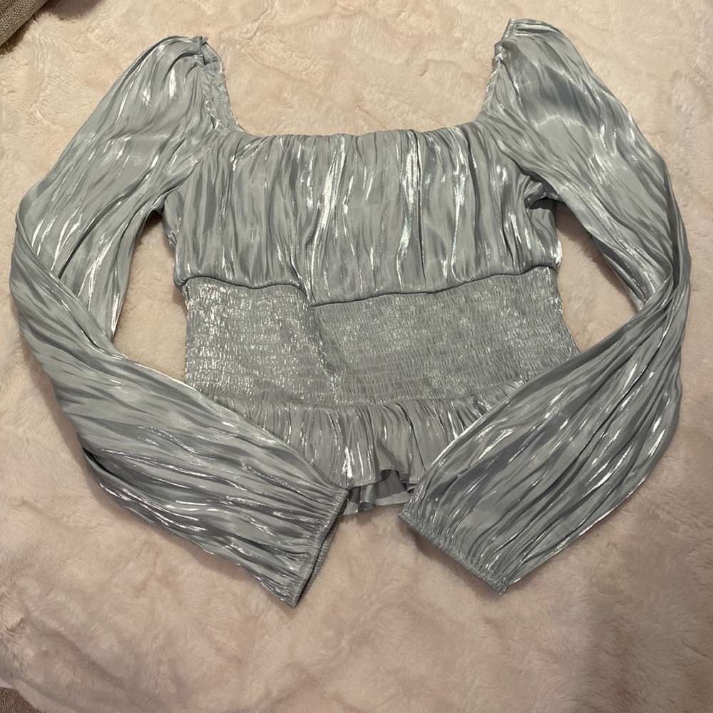 SHINY SAGE BLOUSE